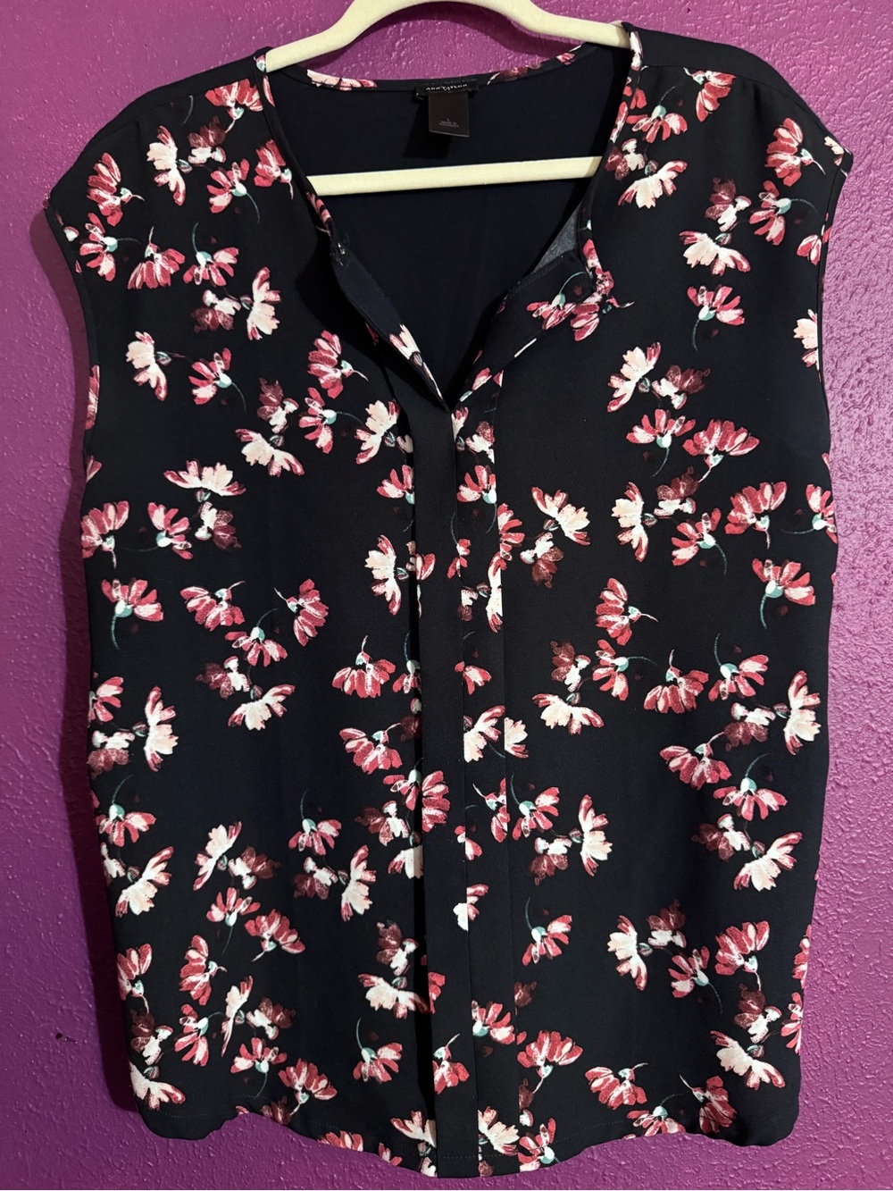 Ann Taylor Black Sleeveless Floral Print Blouse